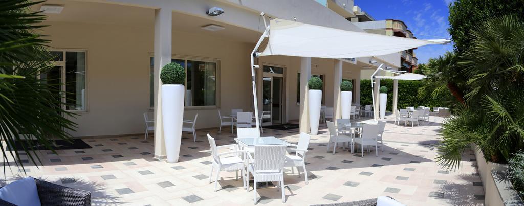 Hotel San Giorgio Васто Екстер'єр фото